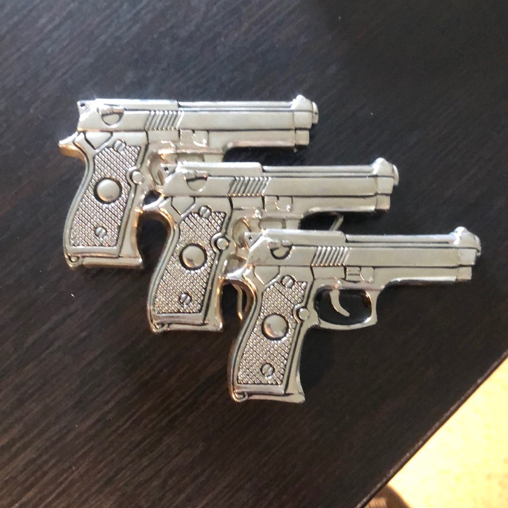 Triple Guns Belt Buckle made by Rock Rebel